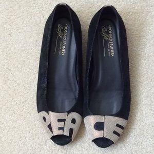 Donald Pliner Peep toe PEACE flats